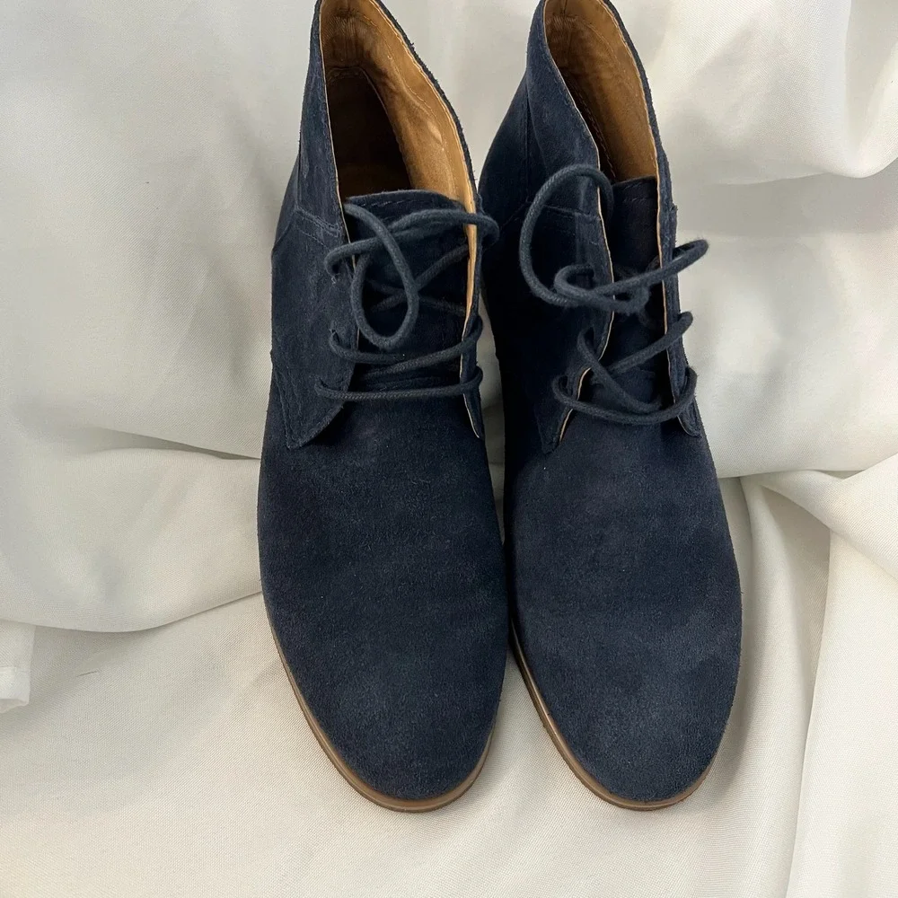 Franco Sarto Men's 8.5 Percy Navy Suede Chukka Ankle Boots Preppy Office Wedding